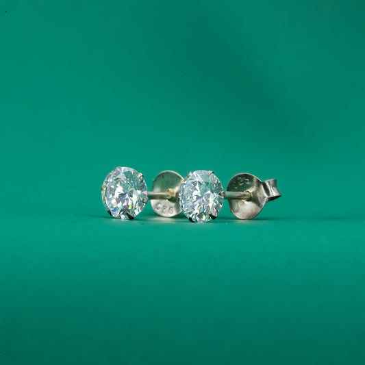 Classic Round-Cut Solitaire Unisex Stud Earrings in 925 Sterling Silver - Zentara Jewels