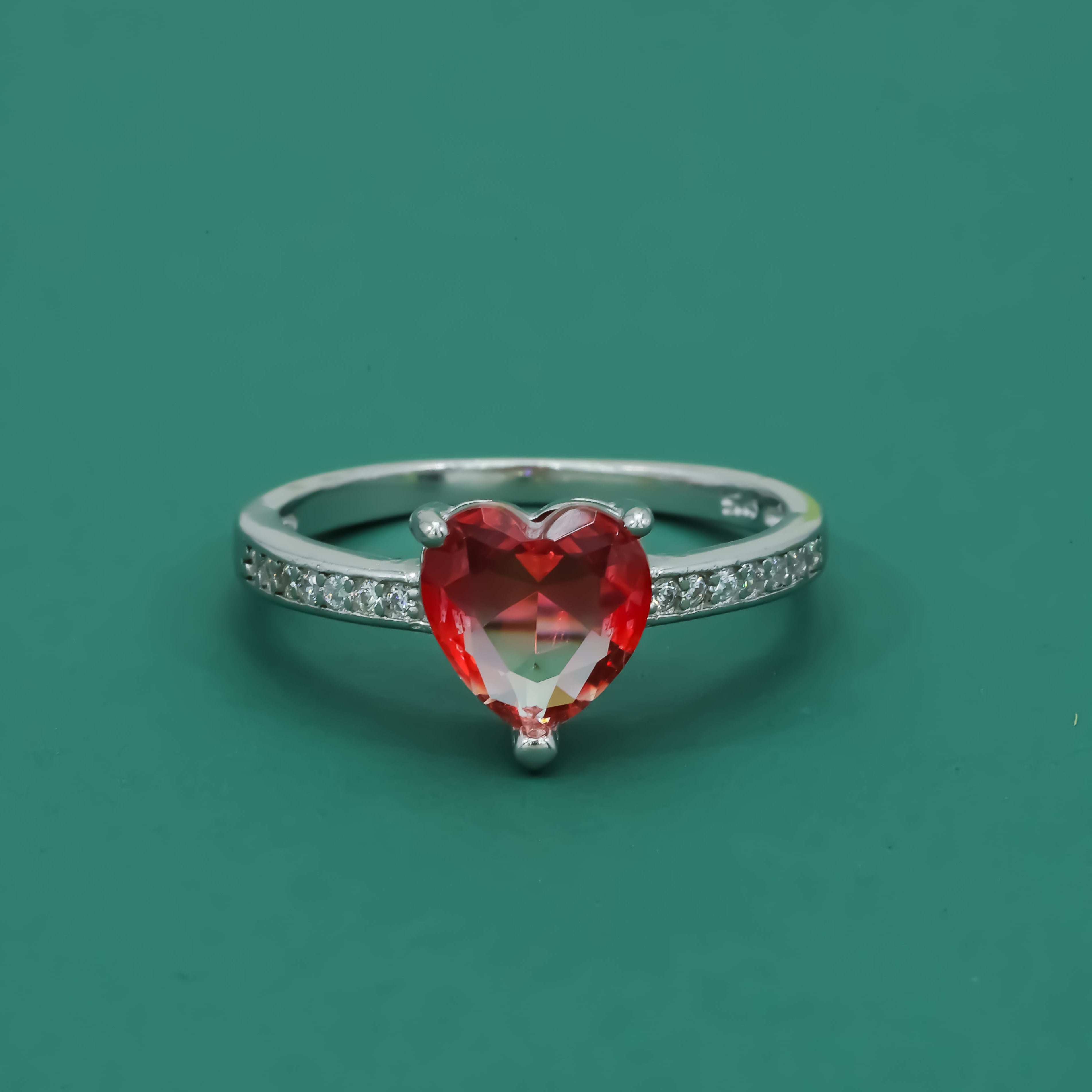 Scarlet Heart 925 Silver Ring – Zentara Jewels