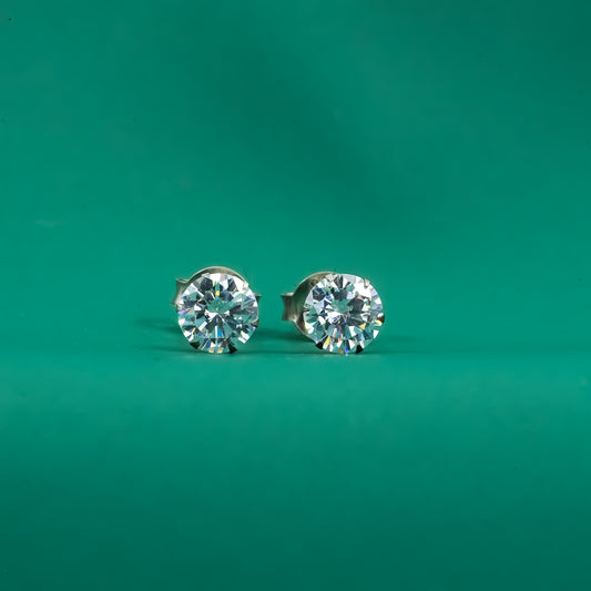 Classic Round-Cut Solitaire Unisex Stud Earrings in 925 Sterling Silver - Zentara Jewels